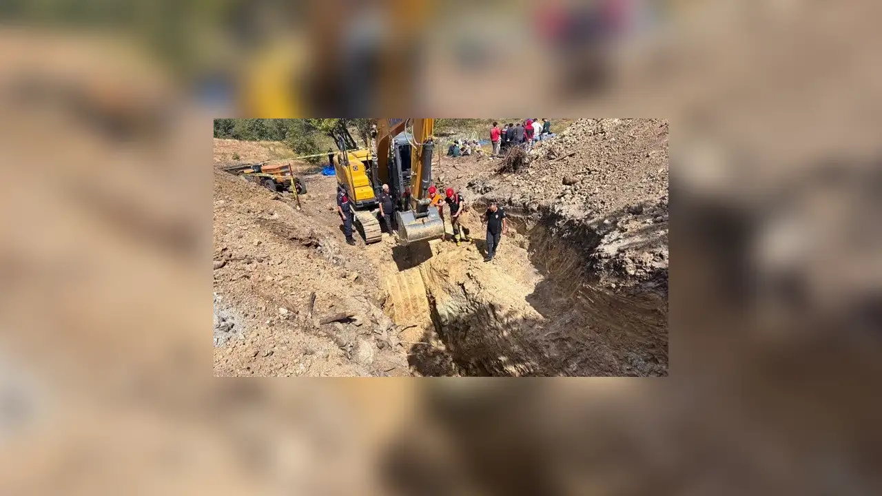 Göçük Altında Kalan İki Çiftçinin Cansız Bedenleri Çıkarıldı