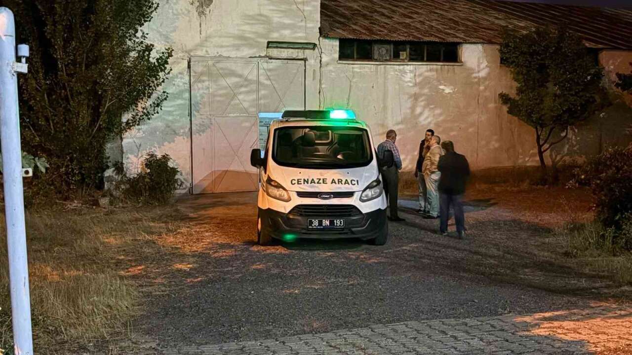 İş Adamı Ofisinde Ölü Bulundu