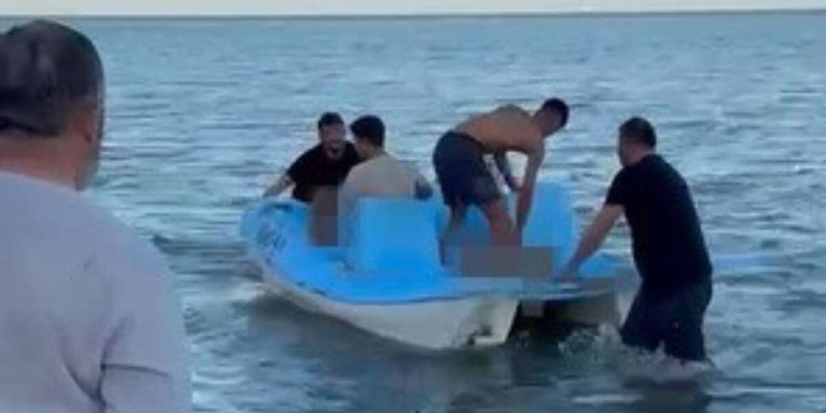 Denizde Fenalaşan 18 Yaşındaki Genç Kurtarılamadı