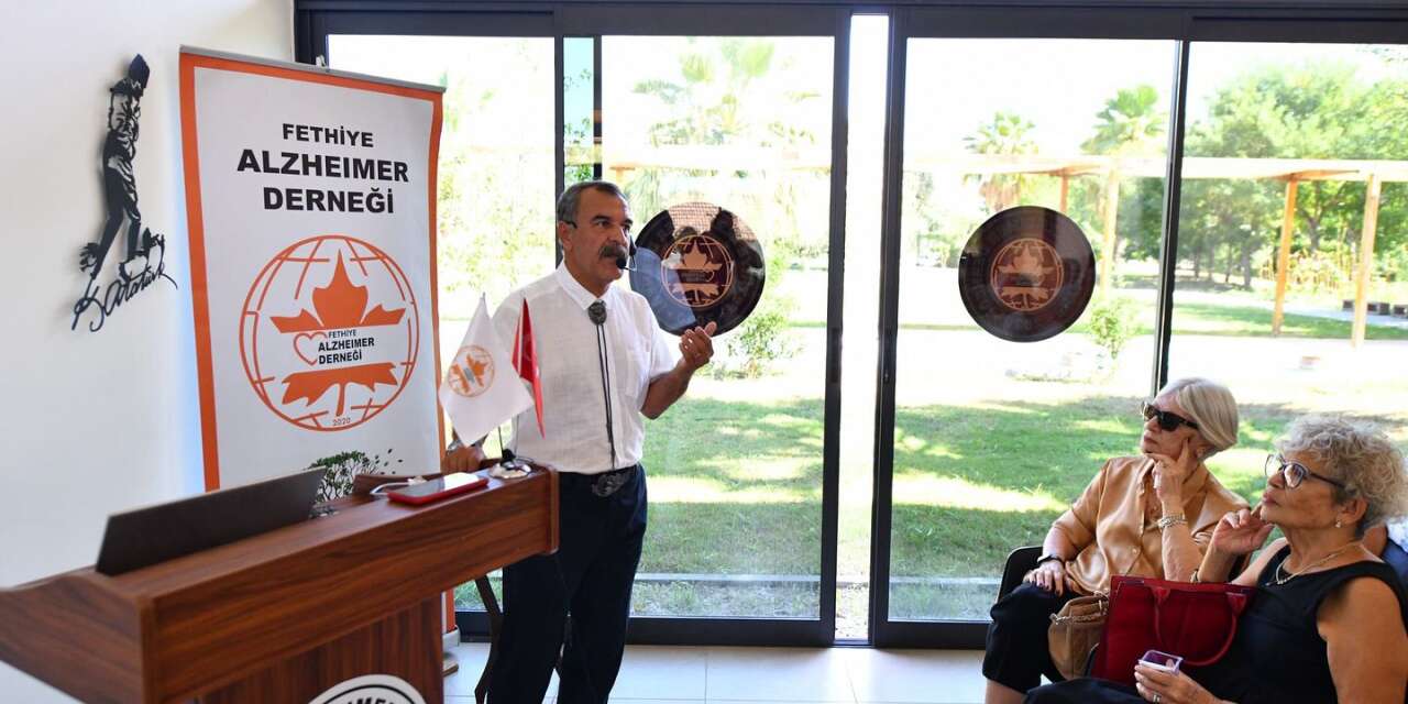 Fethiye’de Alzheimer Farkındalığı Artıyor: ‘Unutmanın Anatomisi’ Semineri Türkiye’de Bir İlk