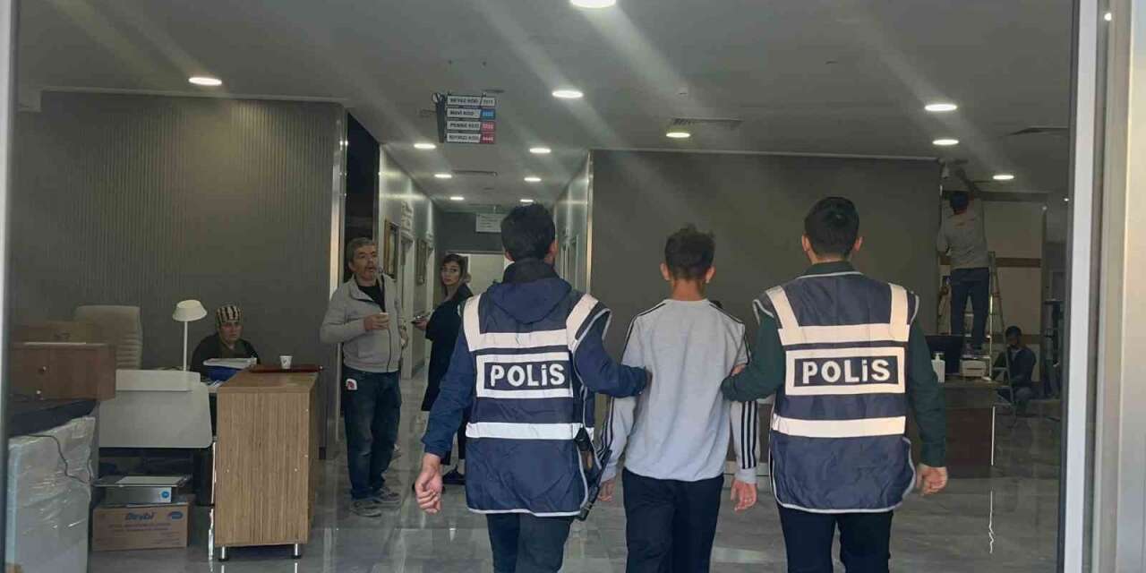 Kız Arkadaş Kavgası Kanlı Bitti: 15 Yaşındaki Çocuk Hayatını Kaybetti