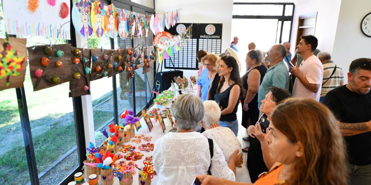 Fethiye’de Alzheimer Hastalarının El Emeği Ürünleri Sergilendi