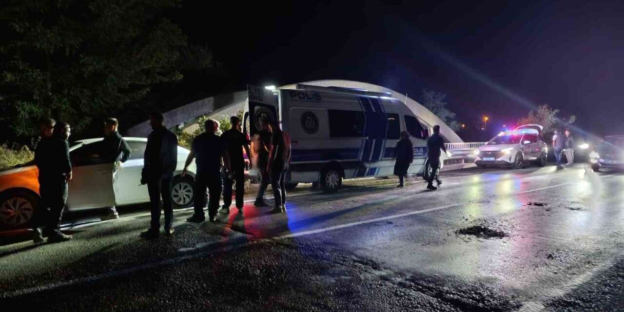 Arkadaşıyla Alkol Alıyordu, Dengesini Kaybedip Dereye Düştü: Kurtarılamadı