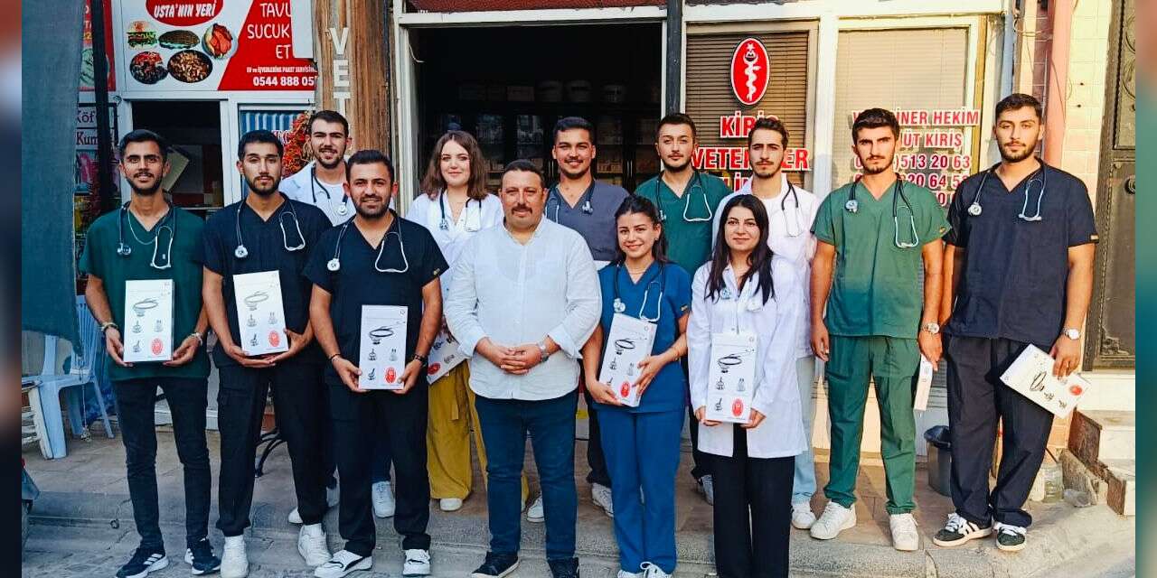 Veteriner Hekimlerden Öğrencilere Mesleki Dayanışma Hediyesi