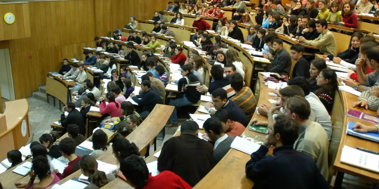 Kontenjanlar Var, Öğrenci Yok: Üniversitelerde Şaşırtan Tablo