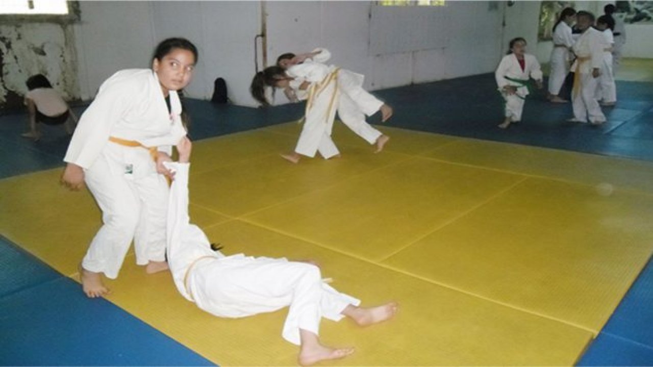 Judocular yarıştı