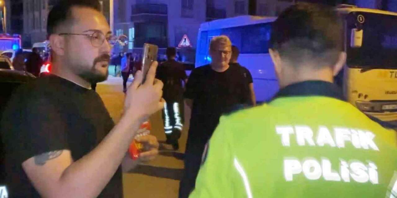 Artistlik Yapıyorum” Diyerek Kraker Yedi