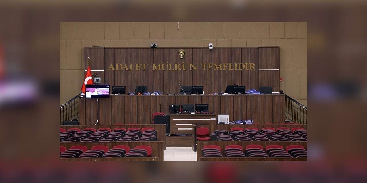 Filistin Mitinginde Cumhurbaşkanına Hakaret: 12 Sanık Hakim Karşısında