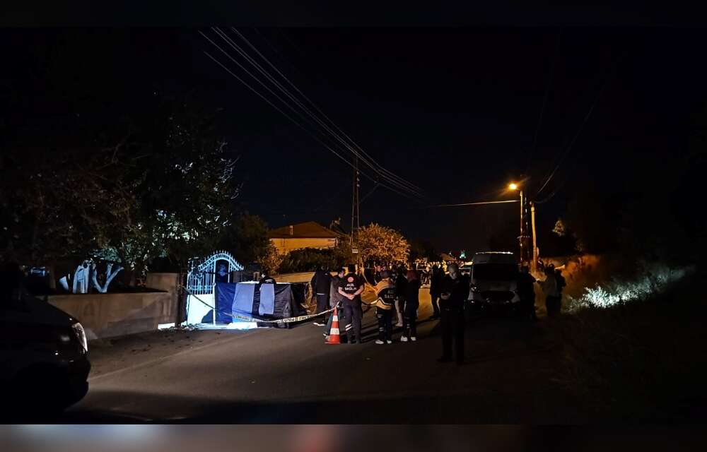 Cami Çıkışı Feci Saldırı: Karı Koca Evlerinin Önünde Öldürüldü