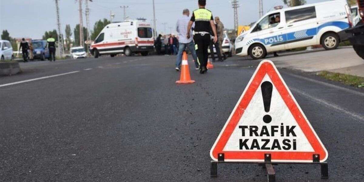 Traktörün Altında Kalan Sürücü Vefat Etti: 1 Yaralı