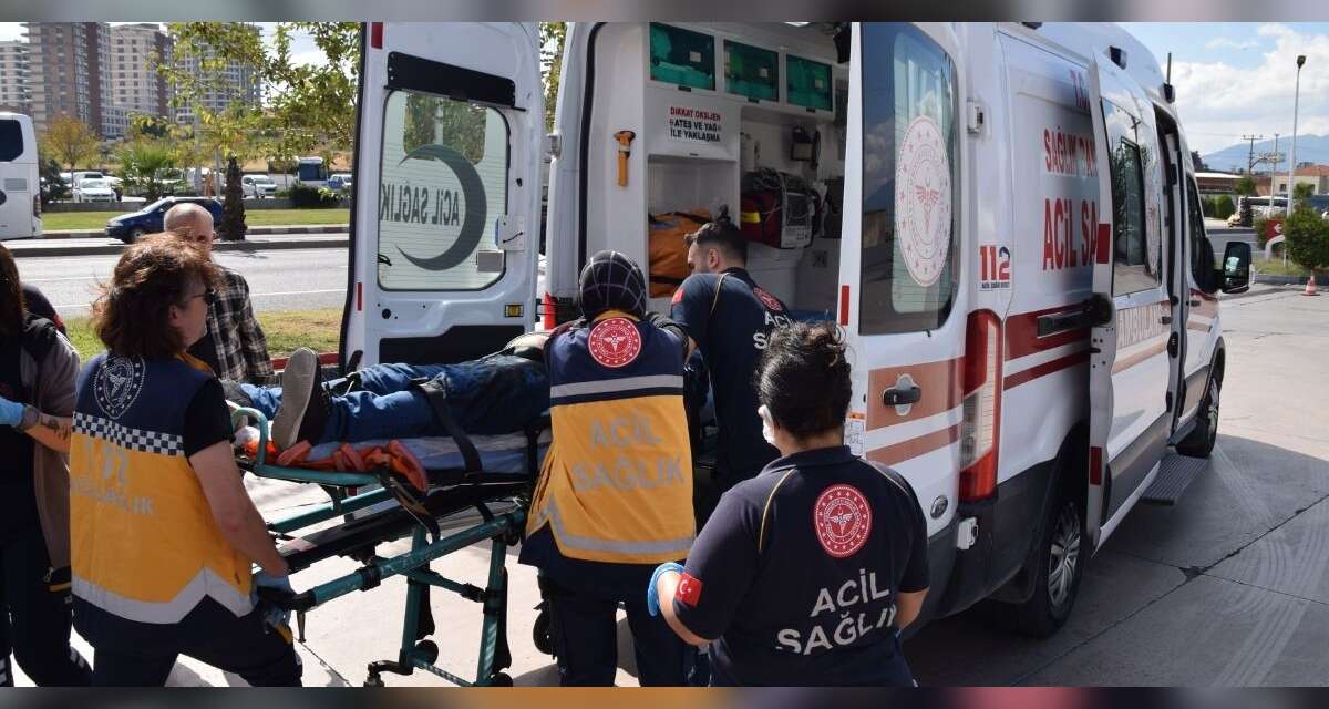 Akaryakıt İstasyonunda Yaşanan Bıçaklı Dehşet Kamerada