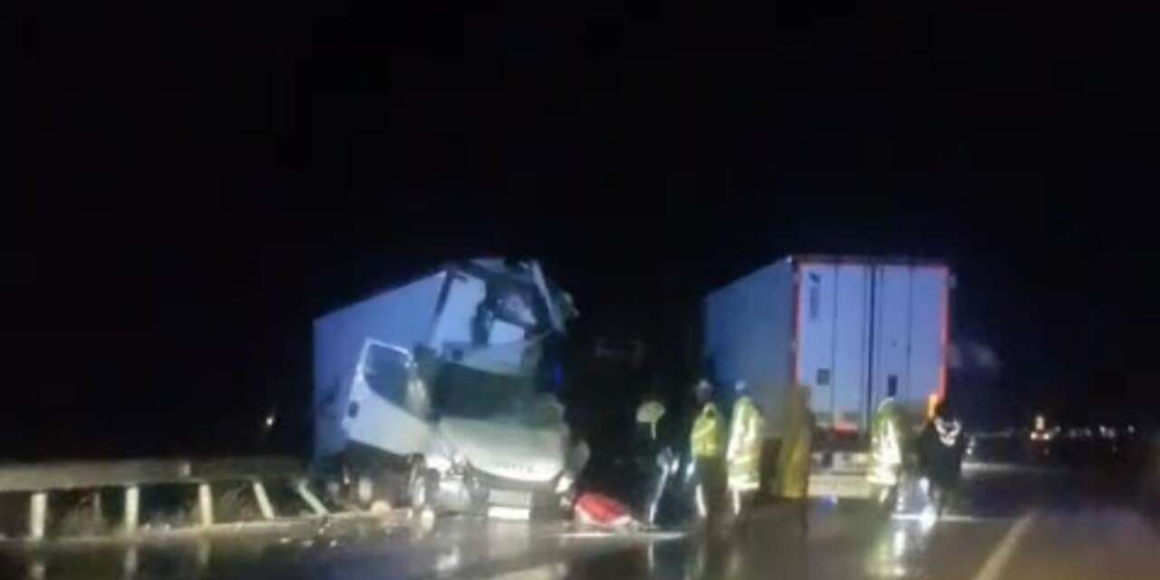 Yağışlı Hava Kazaya Davetiye Çıkarı: 1 Ölü, 2 Yaralı