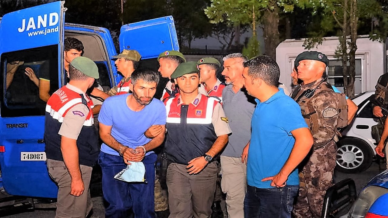 TELEFON GÖRÜŞMELERİ  ORTAYA ÇIKTI