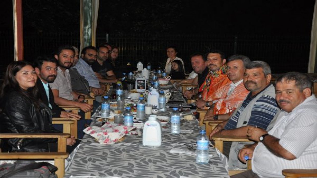Yörükler iftar yemeğinde basınla buluştu