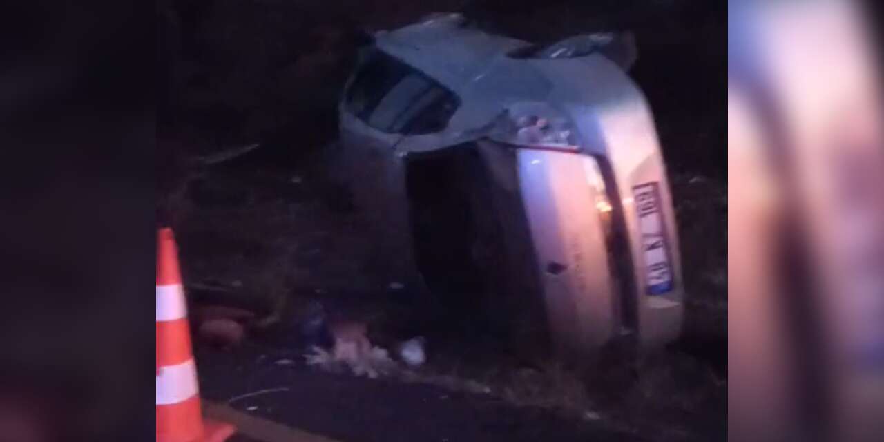 Muğla'da Trafik Kazası: Araç Yan Yattı, 2 Yaralı