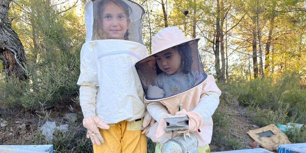 Yatağanlı Miniklerden Arıcılığa Erken Başlangıç