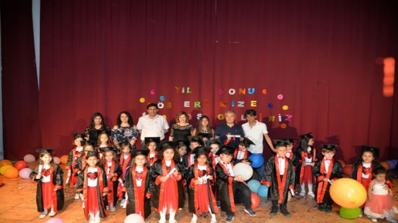 Minikler anasınıfı mezuniyetlerini kutladı