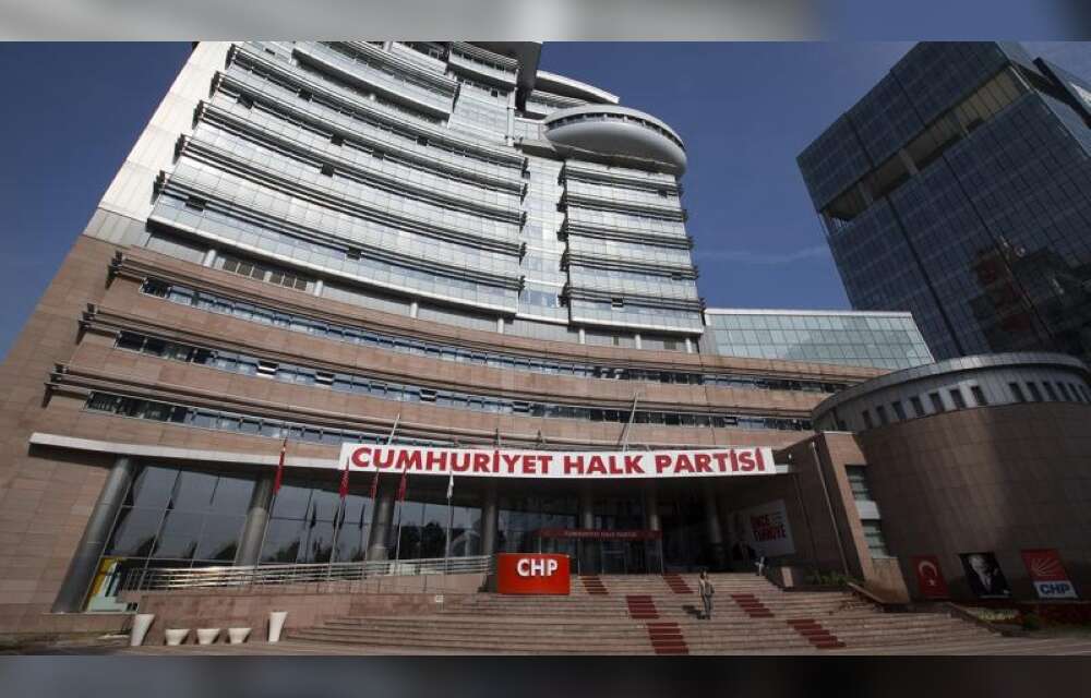CHP’li Belediye Meclis Üyesi Partisinden İstifa Etti