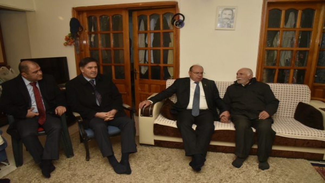 Vali Çiçek'ten Kahraman Polisin Yakınlarına Taziye Ziyareti