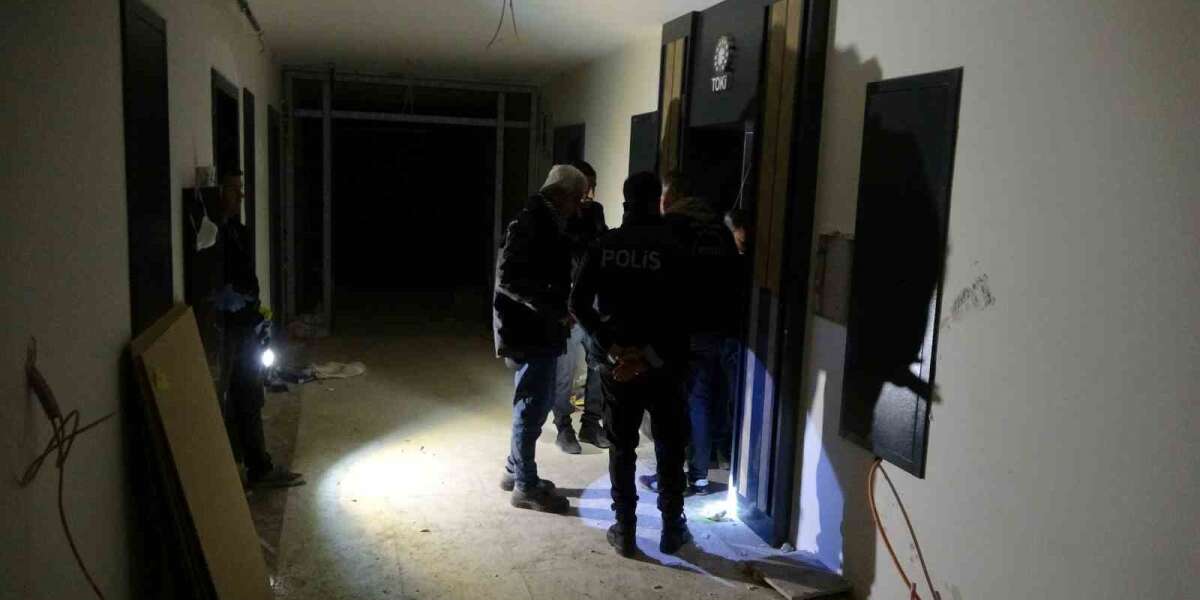 Asansör Montajı Kazası: İşçi 3 Metreden Düşerek Ağır Yaralandı