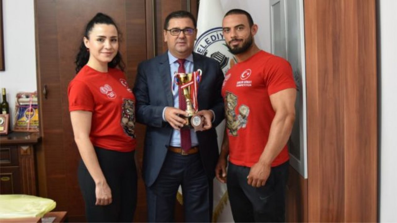 Dünya 3.'Sü Sporcudan Başkana Ziyaret