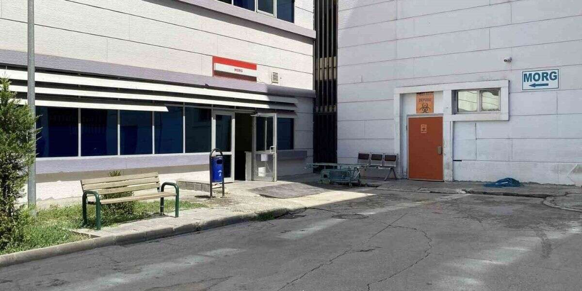 Evinde Madde Kullandı, Hastaneye Kaldırıldı: 40 Yaşındaki Şahıs Yaşamını Yitirdi