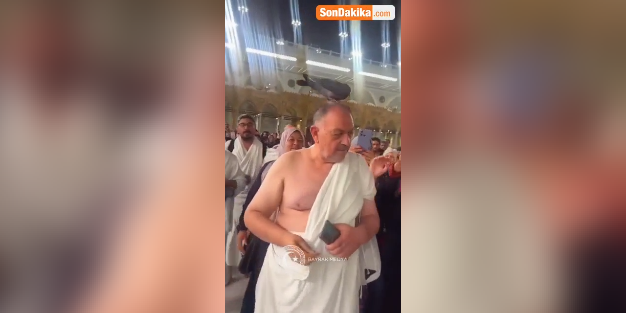 Umrede Şaşkına Uğratan Görüntü: Her Gören Telefona Sarıldı