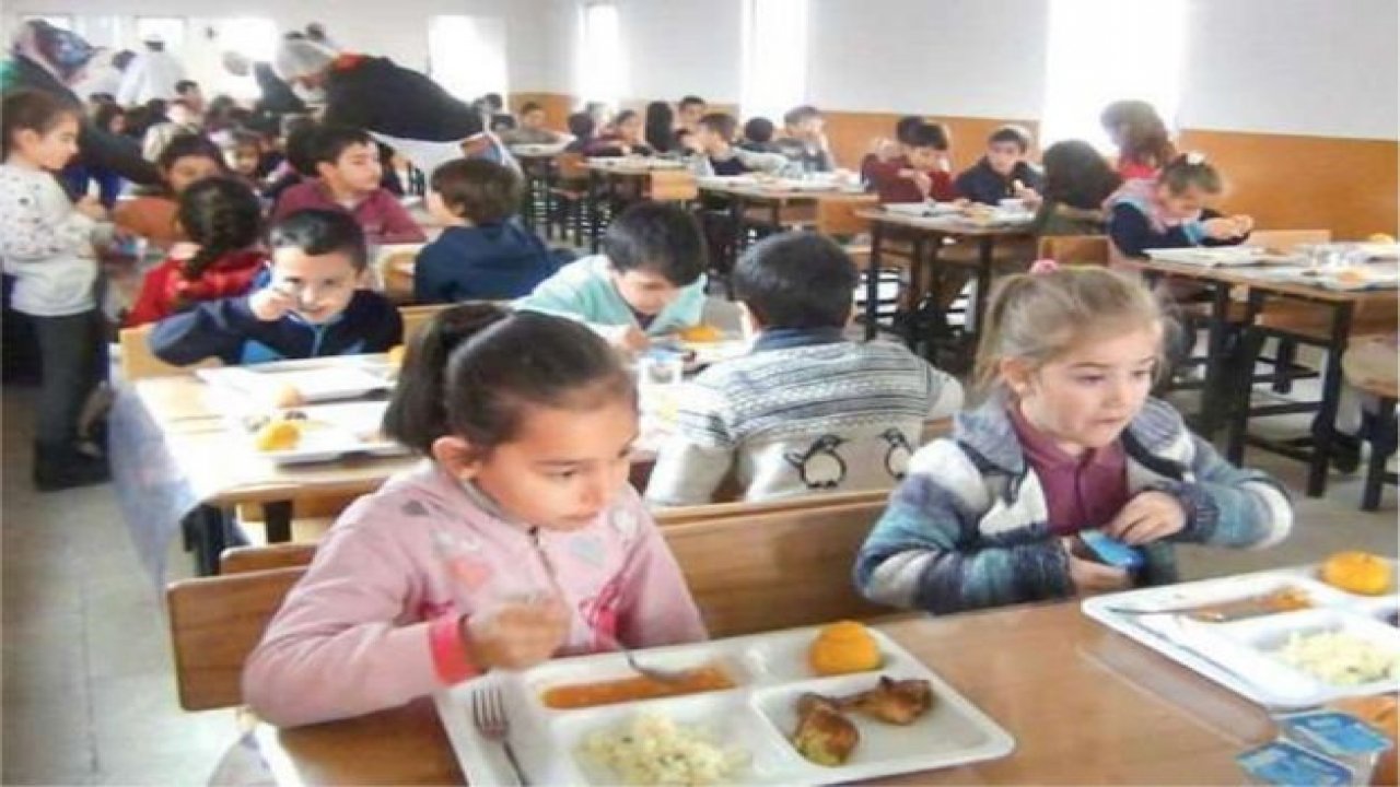 Öğrencilere  ücretsiz yemek