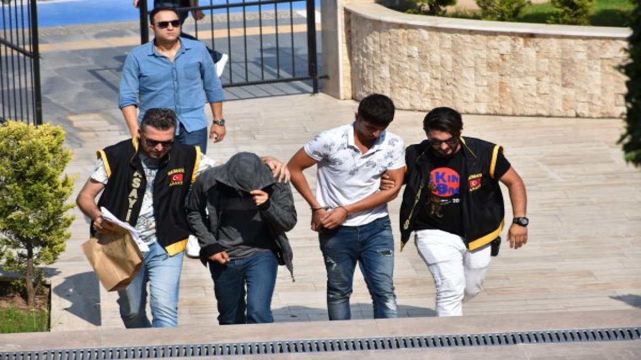 Yaşlı çiftin çantasını çalan 2 kişi yakalandı