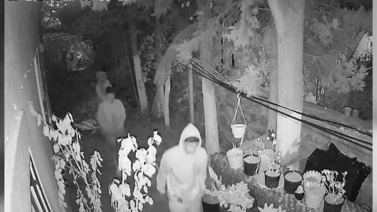 Muğla’da Güvenlik Kamerasına Takılan Şüpheliler Aranıyor