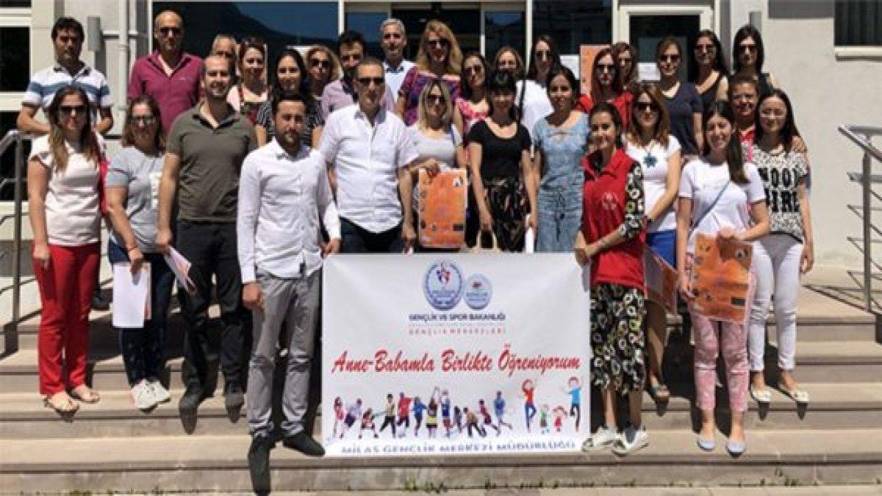 Anne babamla birlikte öğreniyorum”