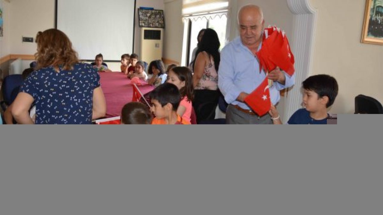 Karaçelik  öğrencilerle