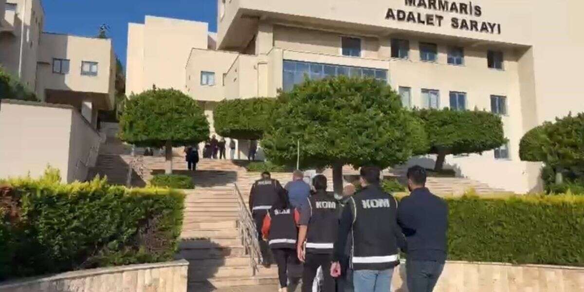 Marmaris’te Örgütlü Tefecilik Operasyonu: 4 Kişi Tutuklandı