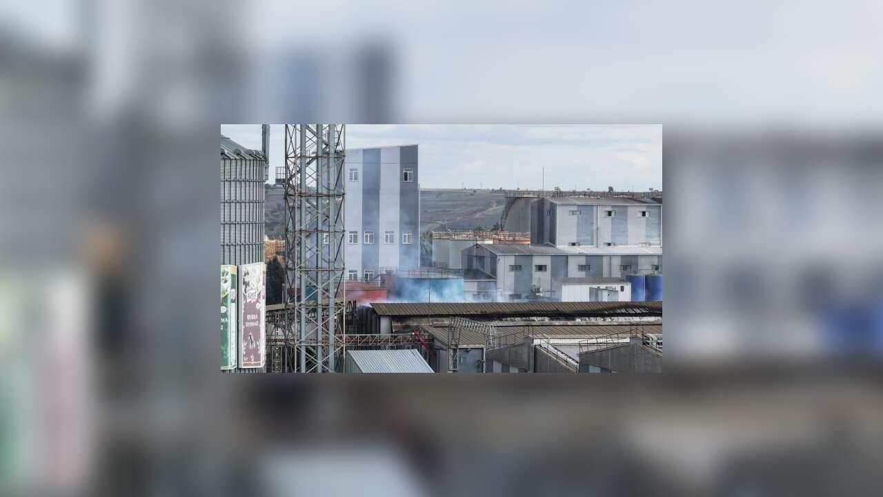 Sıvı Yağ Fabrikasında Patlama: 2 Yaralı