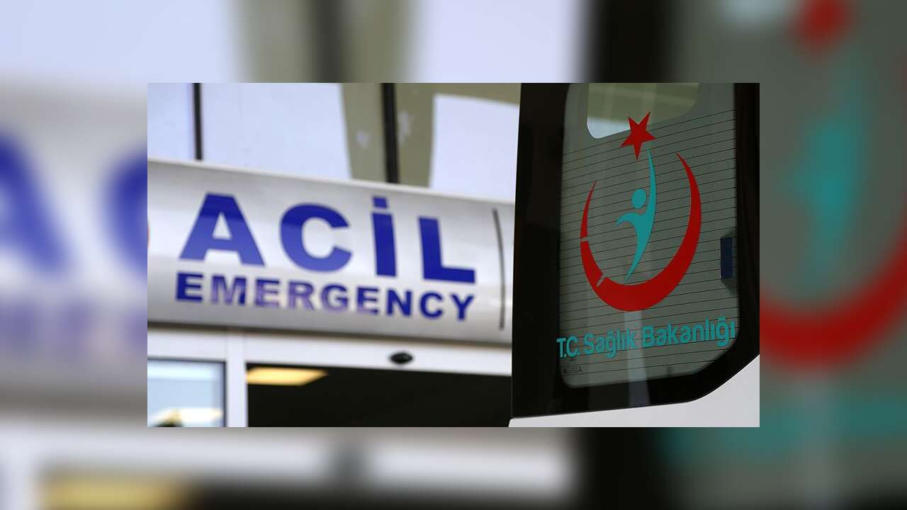 Alkol Zehirlenmesi Yasa Boğdu: 14 ve 16 Yaşındaki Kızlardan Biri Öldü