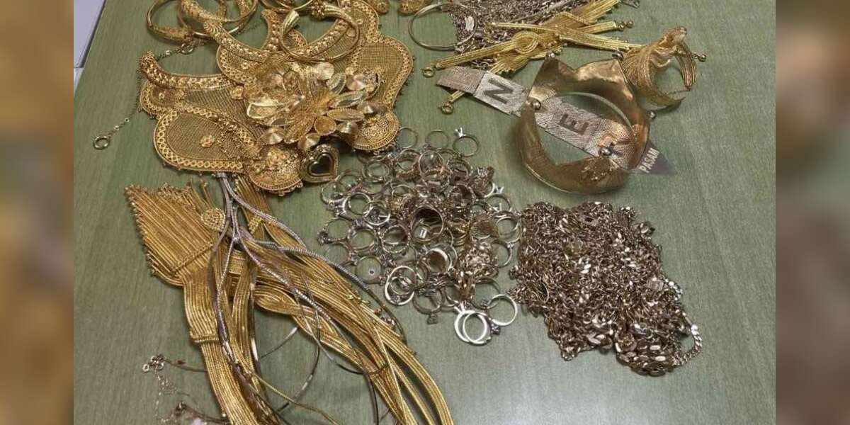 Yolcu Otobüsünde Şaşırtan Kaçakçılık: Yoğurt Kovasında 1,2 Kilo Altın Yakalandı