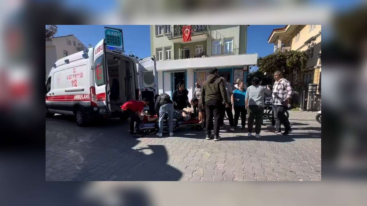 Muğla'da Motosiklet Yaşlı Kadına Çarptı
