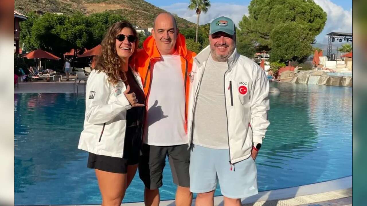 Arda Akman’dan Cumhuriyet Bayramı’nda Anlamlı Yüzüş