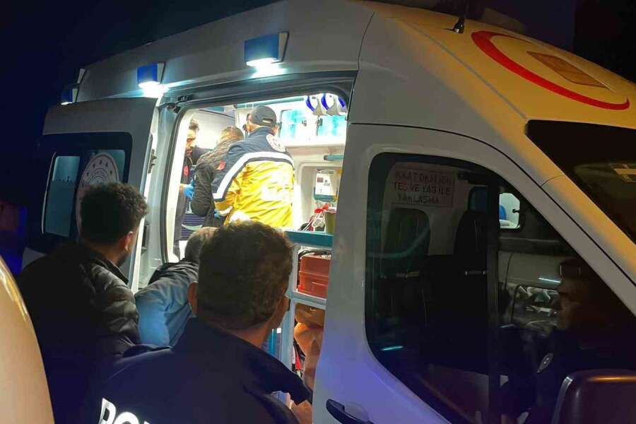 Kamyonunda Yaralı Bulunan Şahıs Hastaneye Kaldırıldı