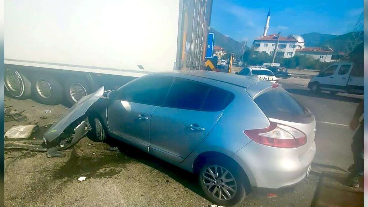 Ortaca’da Trafik Kazası: Yaralı Hastaneye Kaldırıldı