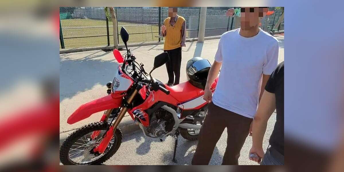Muğla'da İki Motosiklet Çarpıştı, Sürücüler Yaralandı