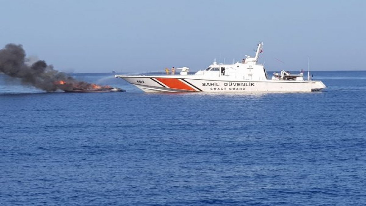 Milyon dolarlık tekne yandı