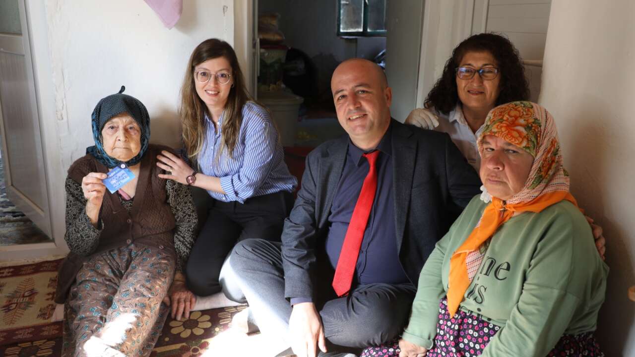 Muğla Büyükşehir’den Behiye Teyze ve Fatma’ya Destek