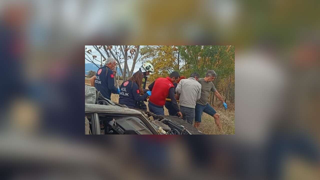Muğla’da Sürücüsünün Kontrolünü Kaybettiği Araç Takla Attı, Kadın Yaralandı