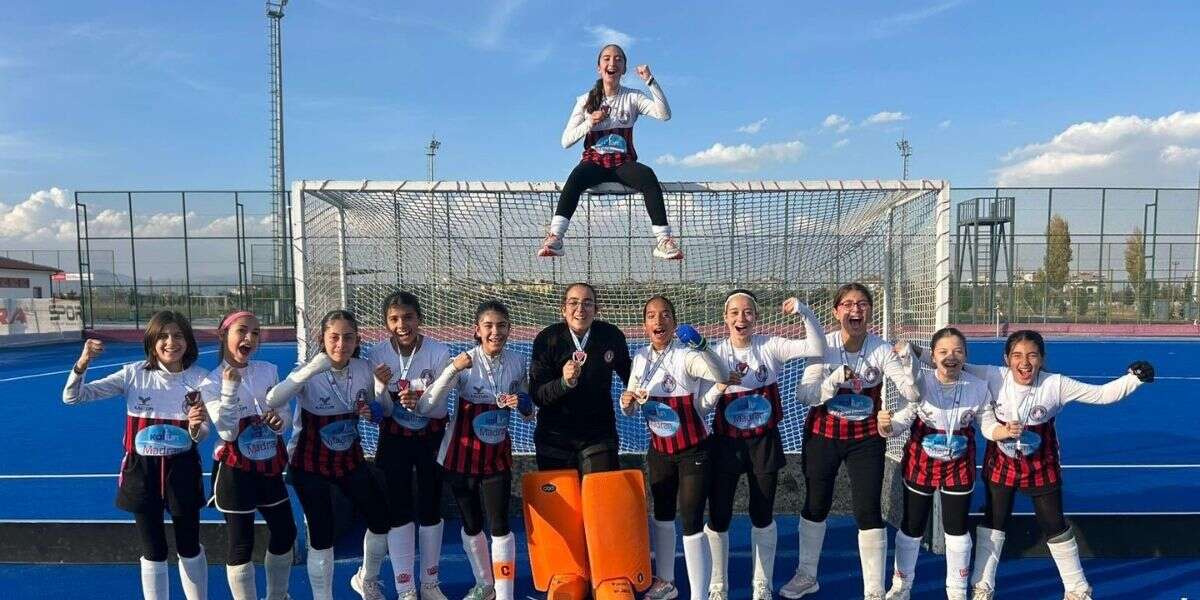 Muğla U13 Hokey Takımı Türkiye Şampiyonu Oldu