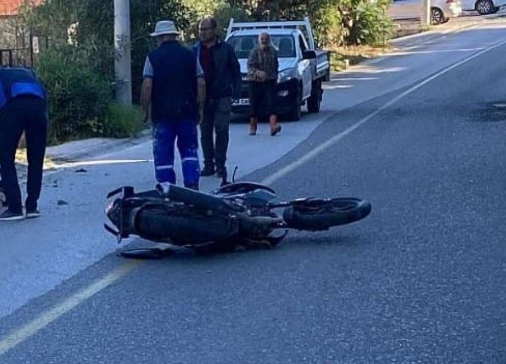 Muğla'da Motosiklet Devrildi: 2 Yaralı