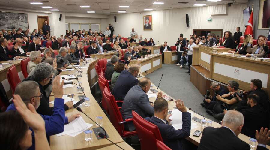 Belediye Meclis Üyelerinin Oybirliğiyle Suya Yüzde 70 İndirim Teklifi Komisyona Gönderildi