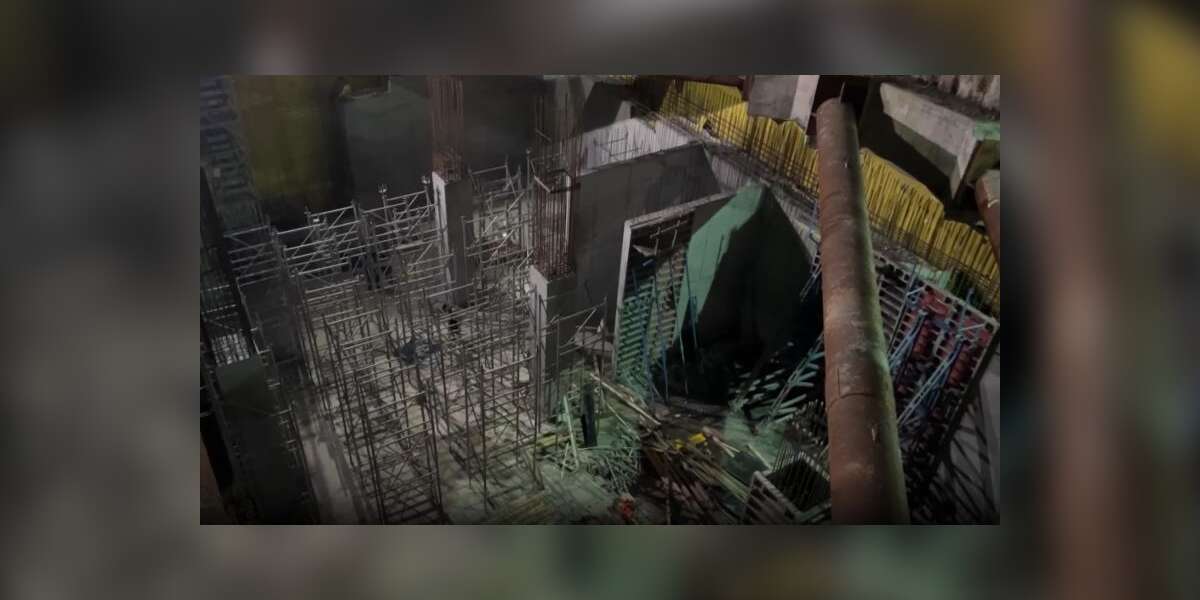 İnşaatta İskele Çöktü