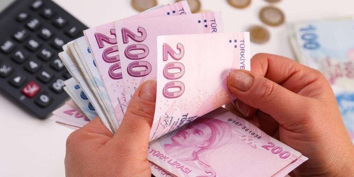 EYT Dışında Kalanlara Müjde: 4500 Günle Yaş Haddinden Emeklilik Yolu Açıldı