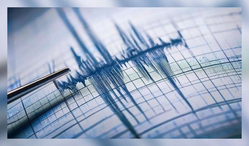 Gece Yarısı  4 Büyüklüğünde Deprem